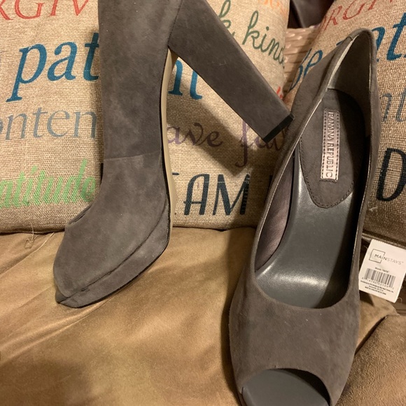 Heels Char Gray - Picture 6 of 7